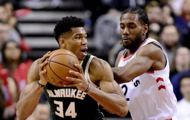 球员在聚光 球员在聚光