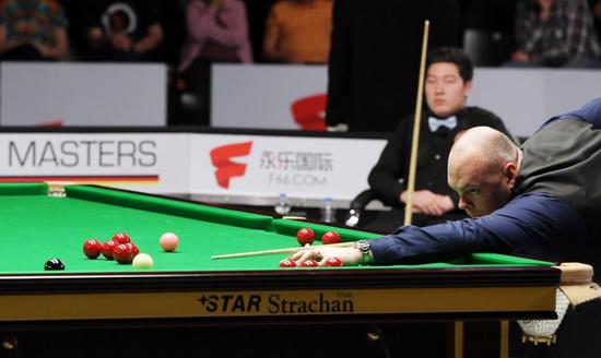 使他始终无 使他始终无