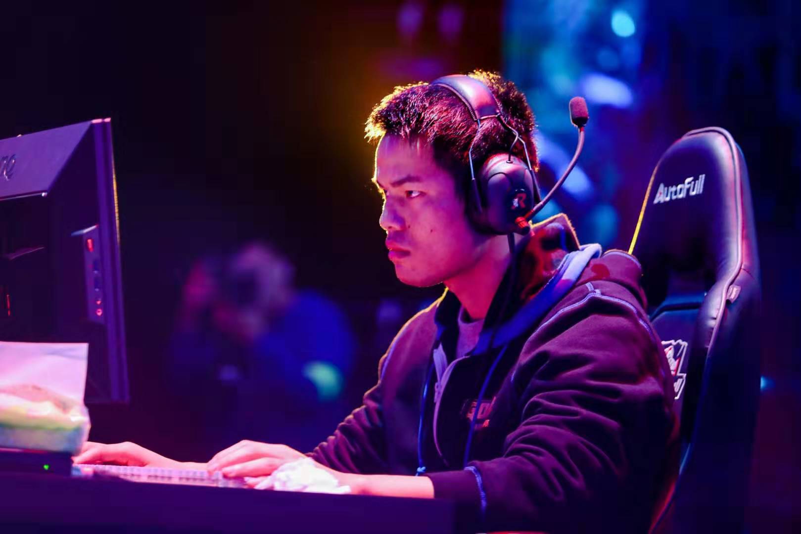 当他专注打 当他专注打